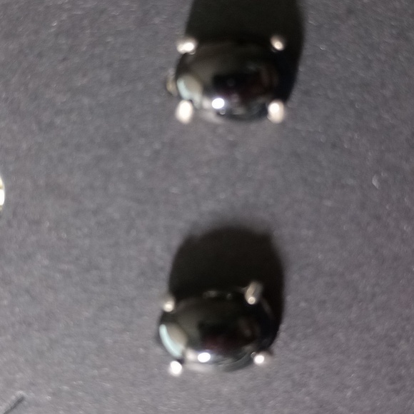 Black Onyx Stone Stud Earrings - Picture 2 of 13